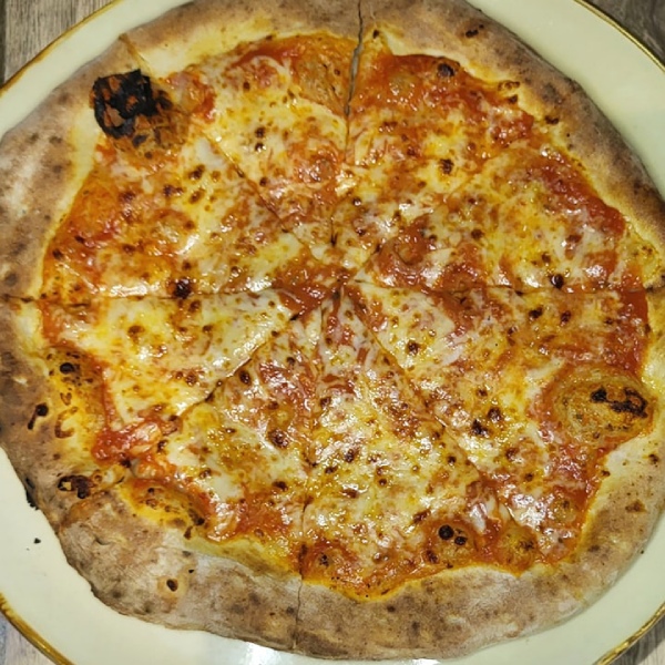 Mamma Mia Larkhall pizzas